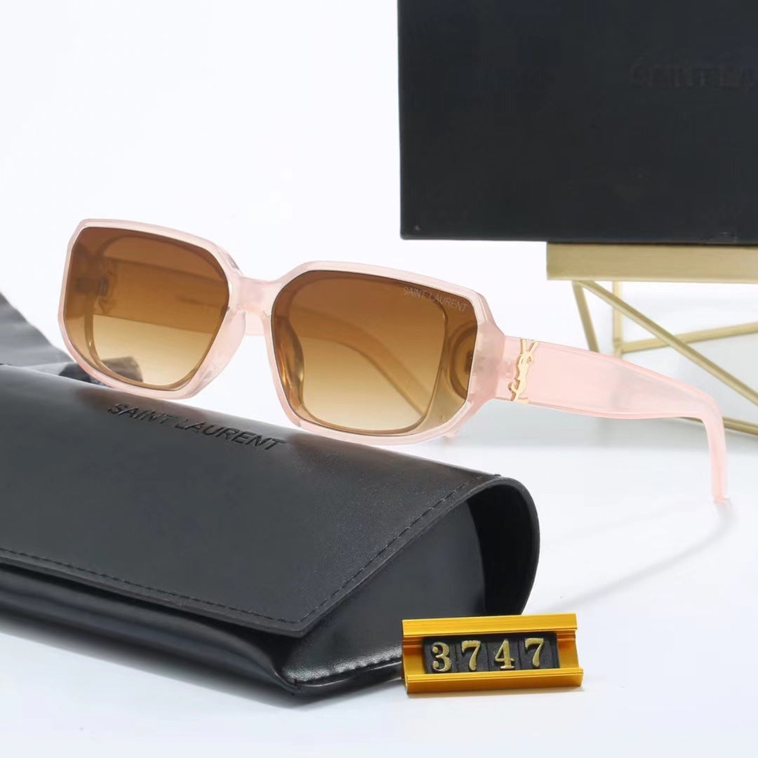 Minimalistic Retro Sunglasses