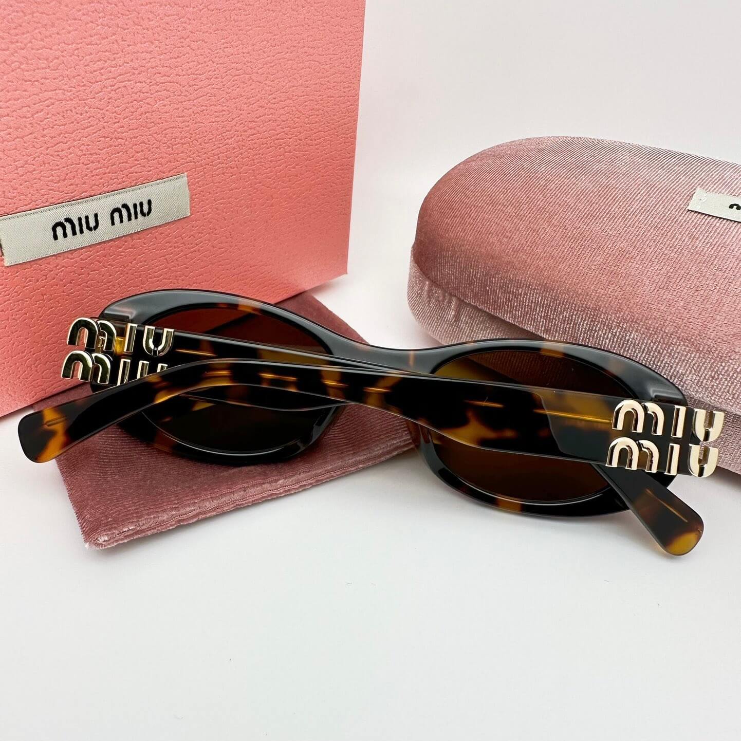 Metal Letter Design Sunglasses