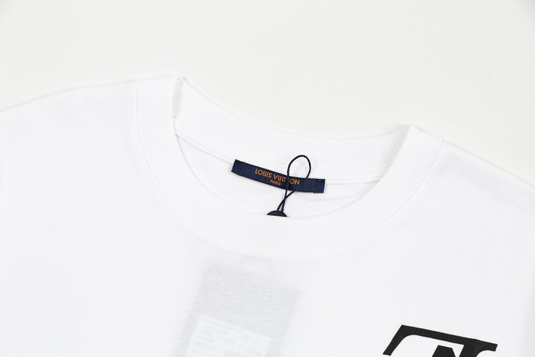 Pocket Reverse Letter Print  T Shirt